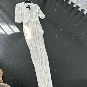 Zhivago Eye of Horus Gown Size 8 NWT (never worn) color cream